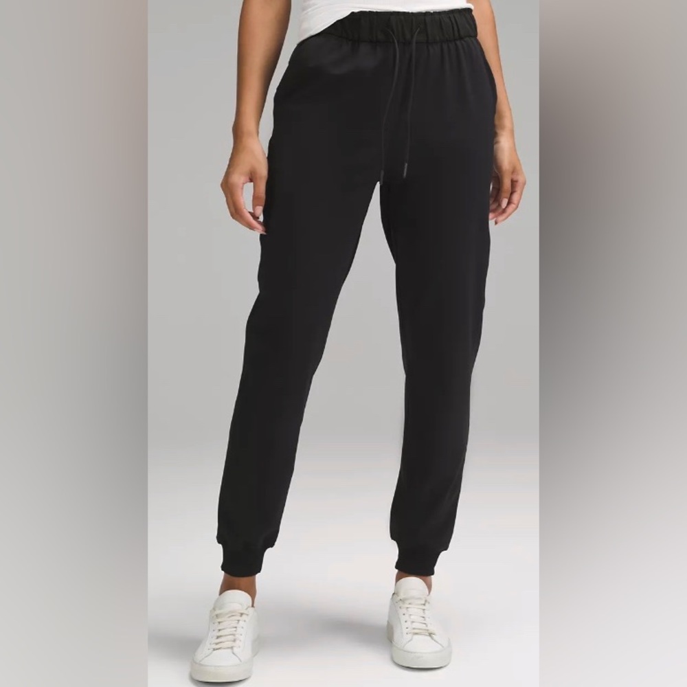 Lululemon High Rise Joggers